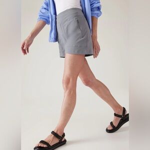 Athleta Trekkie North Shorts Size 12 Taupe 5” Inseam Zip Pocket